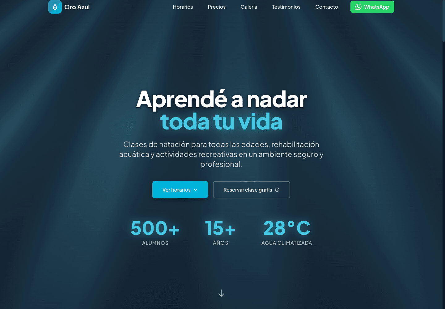 Captura del sitio público de Oro Azul con clases de natación y reserva